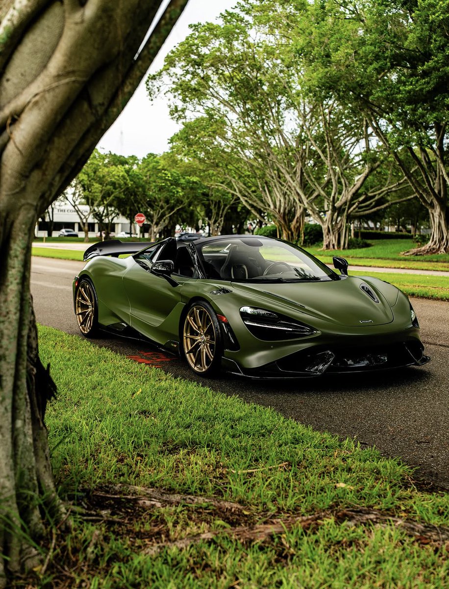 LuxuryCars365's tweet photo. McLaren 765LT 🌿 https://t.co/U7C2ogPmJY