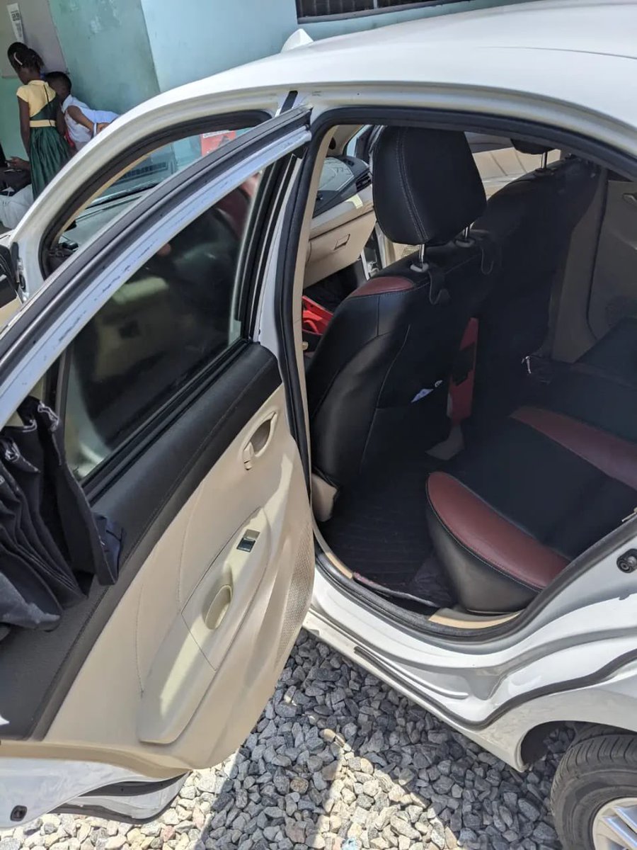 AngelAnon12's tweet photo. 2016 Toyota Avios, ₵159.8k

1.5L solid 
Auto
Key
Infotainment 
Leather seats 
AC
Solid suspension 

Buy and Drive

WesthillsMall
3k commission 
3071
AngelsDirect🪽 
https://t.co/4YETfgapF0 https://t.co/EbSKcbXnQM