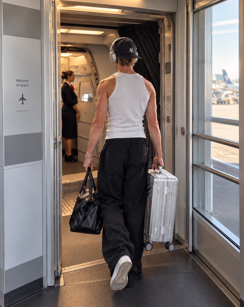 yourperfectboya's tweet photo. Ready for takeoff ✈️ https://t.co/ZZdCLPGwGE