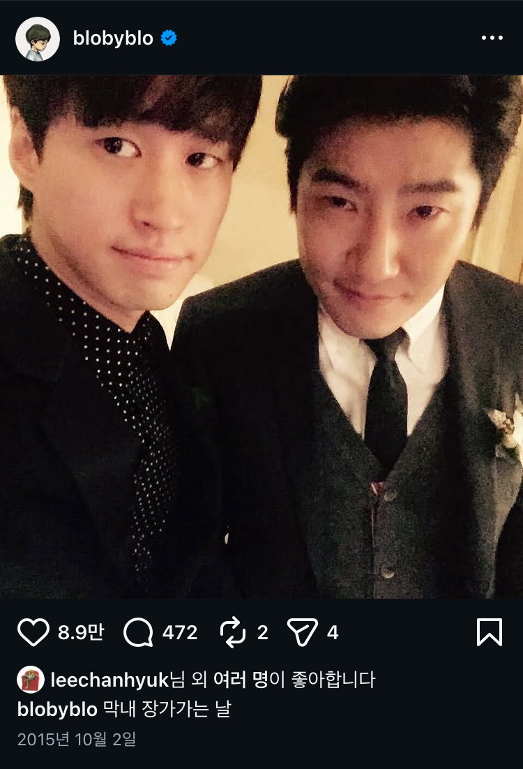 mmmonmuze's tweet photo. 타블로 옛날피드 내리면 
막내장가가는날에 정작막내사진없고 
피드에 김정식그냥 존나 많음 https://t.co/mQAnBJkWxV