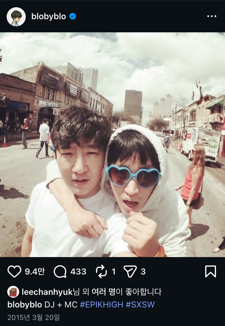 mmmonmuze's tweet photo. 타블로 옛날피드 내리면 
막내장가가는날에 정작막내사진없고 
피드에 김정식그냥 존나 많음 https://t.co/mQAnBJkWxV