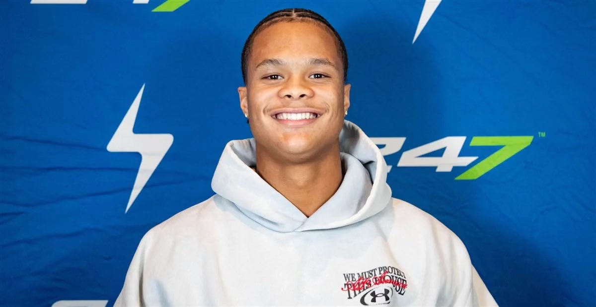 ZBlostein247's tweet photo. NEWS: Texas A&amp;M five-star EDGE commit Zyron Forstall is no longer enrolled at IMG Academy, 247Sports has learned.

Details: https://t.co/dTOpaubXnm https://t.co/eLkF7aXaHw