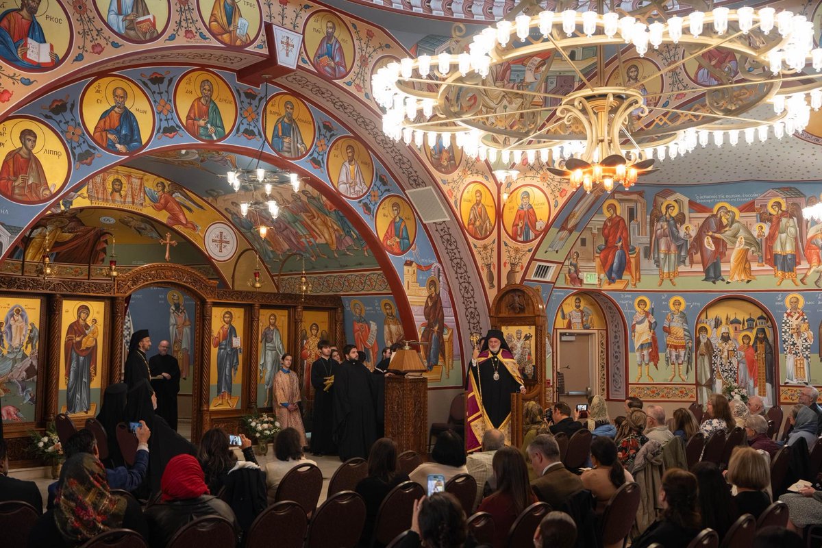 OrthoObserver's tweet photo. Friday evening, September 18, over 100 faithful gathered at Holy Transfiguration Greek Orthodox Church in Anchorage, Alaska for the Great Vespers of Consecration, commencing the consecration rites for the Archdiocese’s northernmost parish.

📸OO/Loren Holmes https://t.co/uXb7IH5ehi