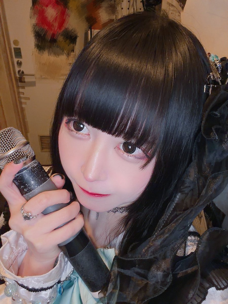 LBns_marine's tweet photo. 歌ってくるね~🎤 https://t.co/HxABag0je3