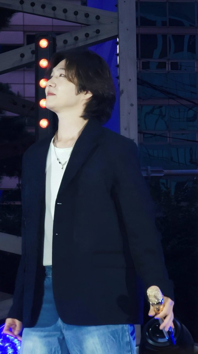 gomgom_0226's tweet photo. 26.09.15. 시티라이브 

#이창섭 #LEECHANGSUB https://t.co/CLttb6918u