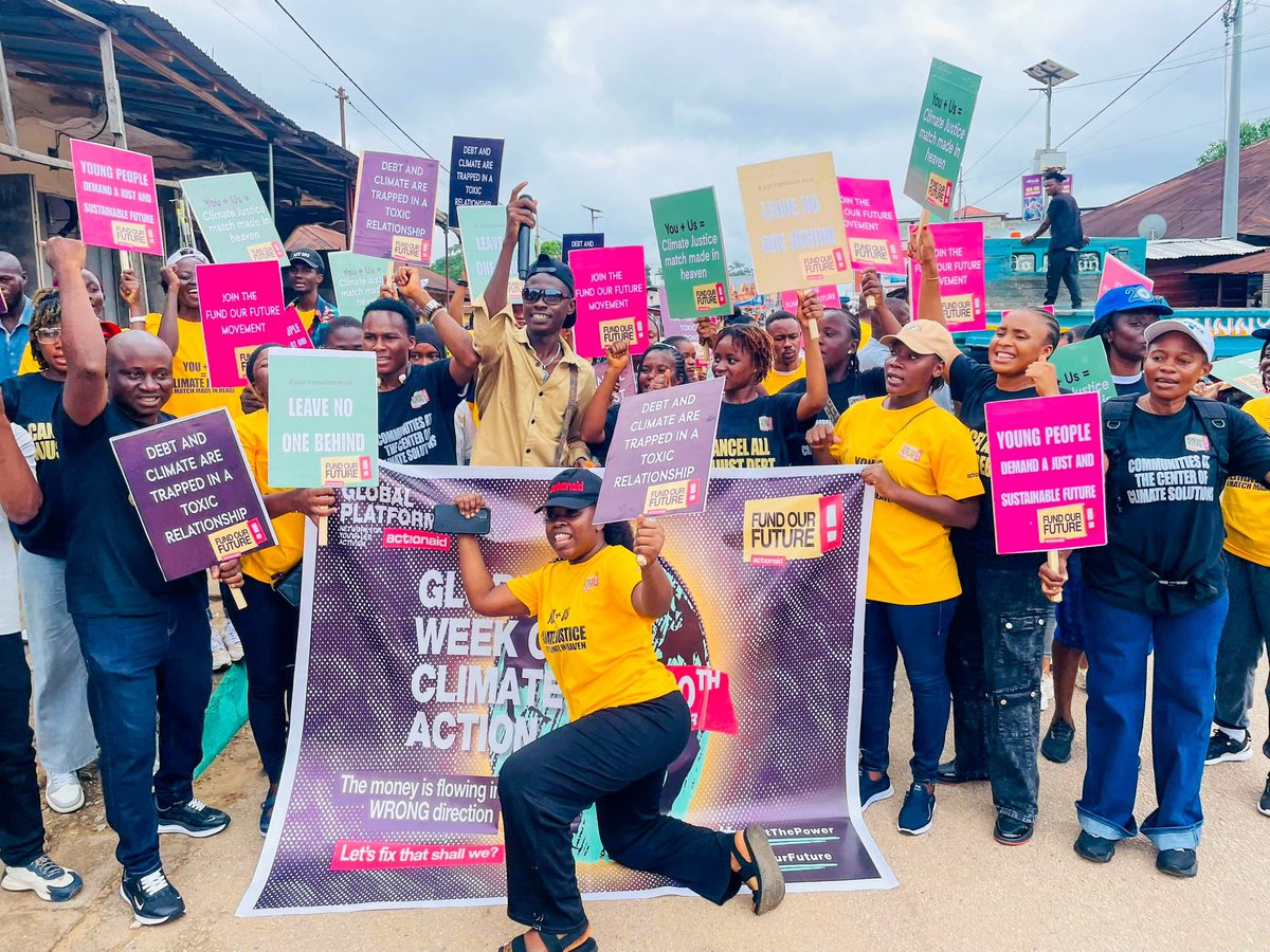actionaidsl5's tweet photo. Global Week of Climate Action, Makeni edition! π
ActionAid SL, Global Platform SL, partners & the Mayor of Makeni City walked for climate justice, demanding accountability and a power shift that puts people and planet first. #ShiftThePower #ClimateJusticeNow #FundTheFuture https://t.co/JIARetPXCG