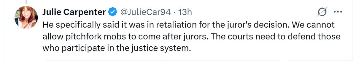 SlamminBjB's tweet photo. Dear X,
Want to see Julie Carpenter's own words? Want to see the wild contradictions?  Here, we have the Queen of Mean doing a complete flip flop. Make it make sense. 
These are screen shots of her own posts. No speculation. No opinions. Just screenshots of Julie Carpenter's own posts. 

xoxo,
Ben