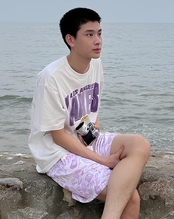 kh1ovele's tweet photo. ถ้าวันนี้ไม่เห็นค่า                         กลับมาวันหน้าก็ได้นะ https://t.co/LjWIwGg29U