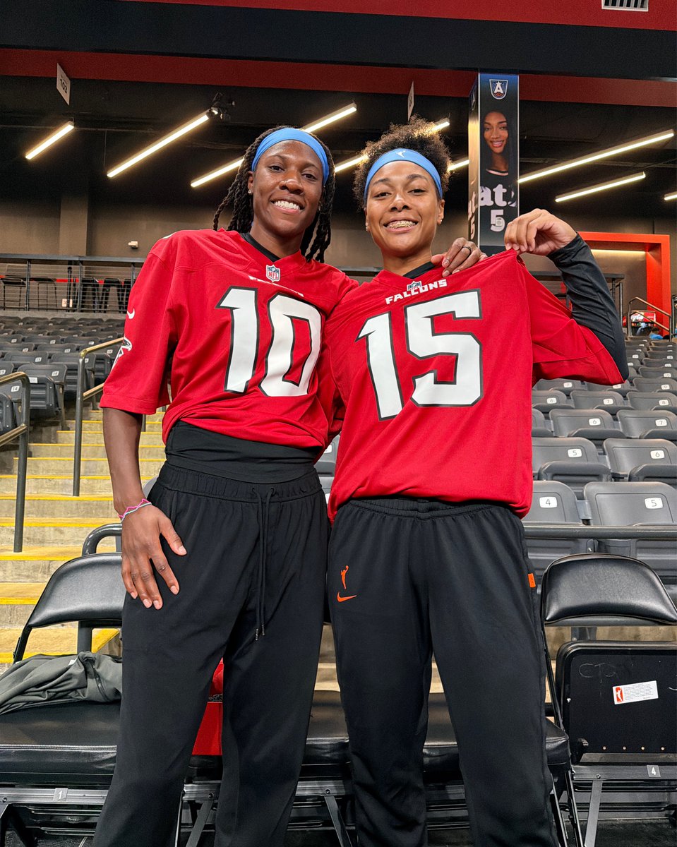 AtlantaFalcons's tweet photo. Dream jersey collab 🤝 https://t.co/ksSIWvPDp5