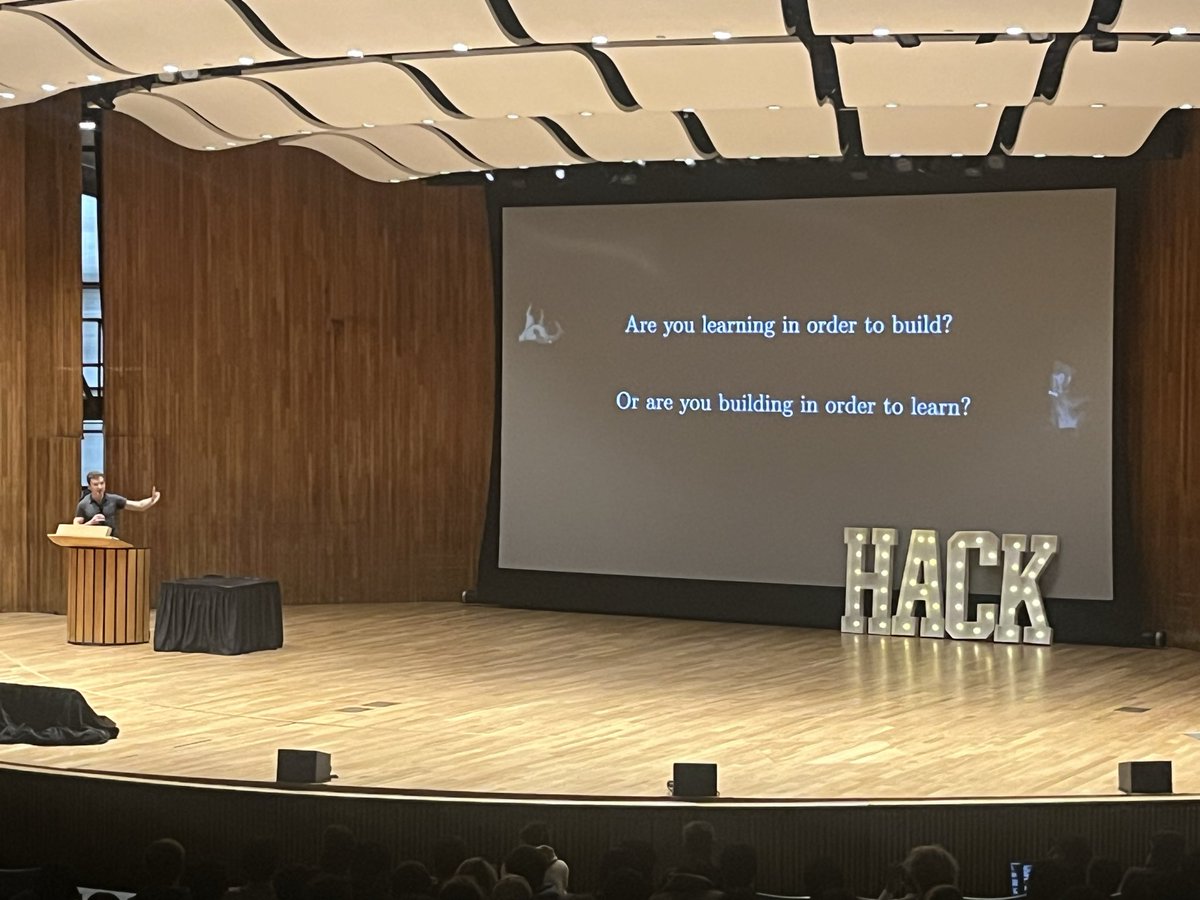 maxmohareb's tweet photo. @3blue1brown at @HackMIT 

Are you learning in order to build 

Or are you building in order to learn?

Great talk. https://t.co/gdNmNc28VL