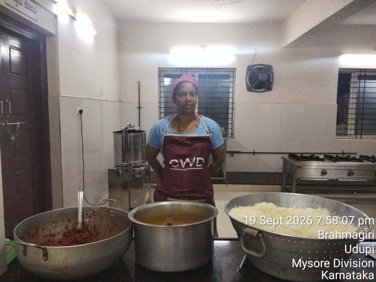 DBRGTUdupi's tweet photo. Dinner 
19-09-26
#SocialAudit_SWDMeals #SocialWelfare_Karnataka https://t.co/uEcOMPsd8V