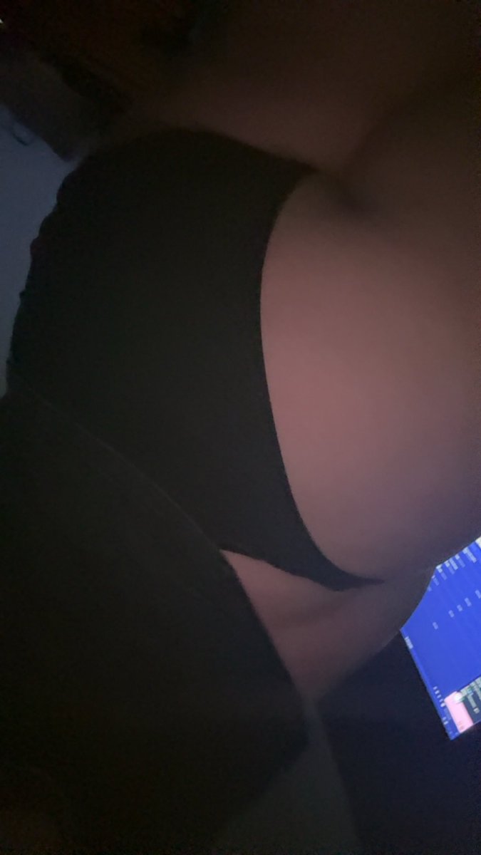 whiteboilovedic's tweet photo. #grannypantiesbuttshot #lilbootiesmatter #sendbbcpls

#nsfwtwtًً https://t.co/MkrpxSRioW