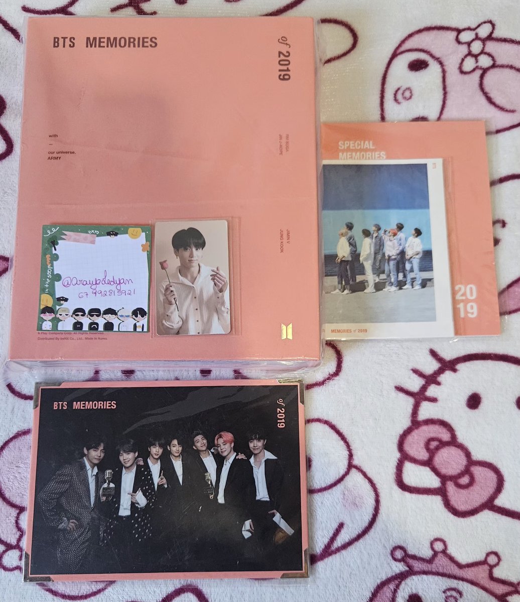 Araujoledyan's tweet photo. Venda/vendo bts

- photo premium tae: 70
- Image picket tae: 70 reservado 
- memories 2019 pc jungkook com pob: 500 contém avaria no pc
- mini pcs: 15 cada ou 80 o set
- message card: 15 cada 
- jack in the box weverse com pob: 130
- jack in the box hope edition com pob: 240 https://t.co/n0kkWIeD2X