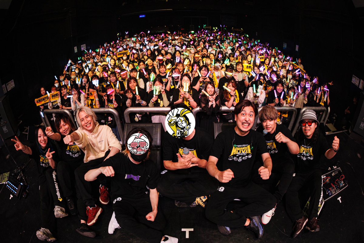 honwaka_info's tweet photo. 【🌌❤️‍🔥】

『ほんわかあもんぴーず ONE-MAN LIVE TOUR 2026』

ハラキリLIVE 福岡公演
📍DRUM LOGOS
無事終了いたしました🍜❗️

明日は追撃ライブ福岡公演で✌️⚡️

#あもんぴーず https://t.co/HYvoAAdYTm