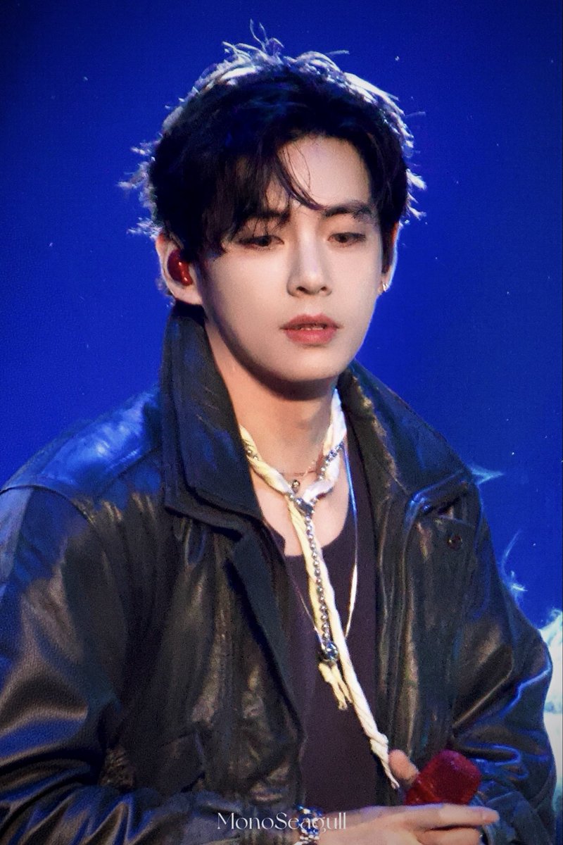 MonoSeagull's tweet photo. 260918 iHeart Radio MUSIC FESTIVAL IN Las Vegas
#태형 #뷔 #TAEHYUNG #V @BTS_twt https://t.co/9b6ktV0V0Q