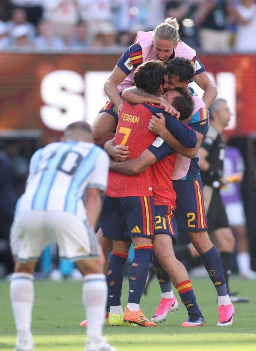 torresletters's tweet photo. It's so sweet that they were the first to hug him, they really ran so hard to give Ferran a hug https://t.co/oqhF8KQLKl