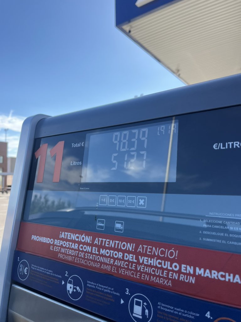 i481s's tweet photo. même l’espagne c’est devenu chaud https://t.co/hKwDbam2RA