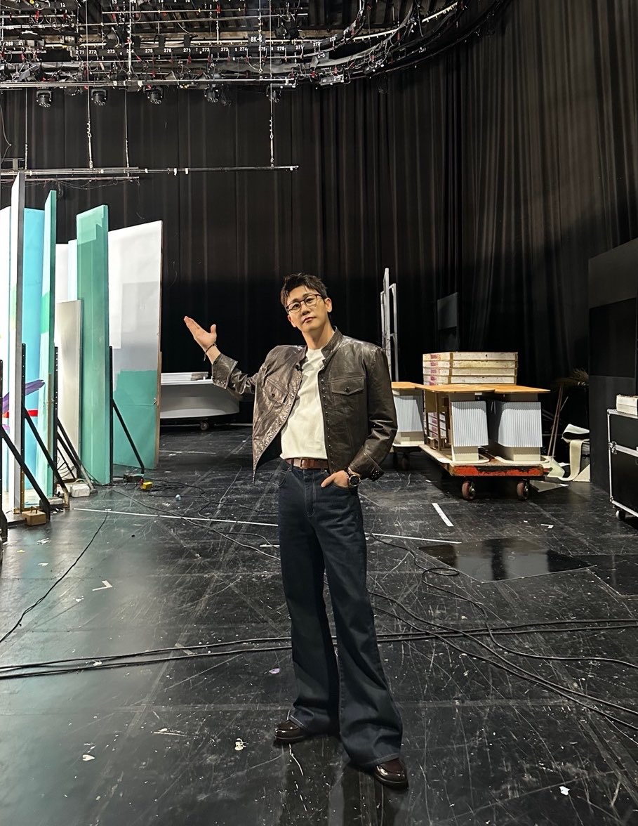 YOUNGTAK_ABYSS's tweet photo. 오늘 자주 오지요? 🚶

260919 KBS2 살림하는 남자들 시즌2

#영탁 #YOUNGTAK
#살림하는남자들 https://t.co/N7UqDb9r9k