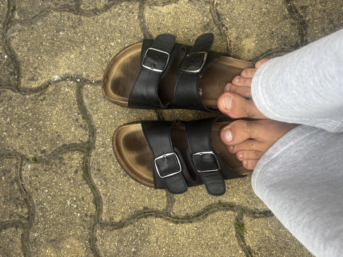 footzilla08's tweet photo. Bah alors ils ne vous plaisent plus? https://t.co/L8WClbRlKc