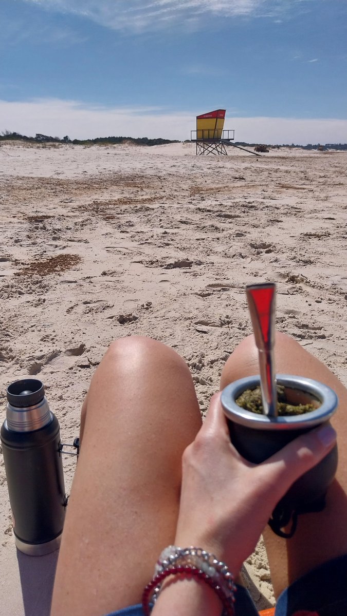 LoreM_81's tweet photo. Hola 21° 😎
Feliz sabado!!! https://t.co/hDaQZNjw4X