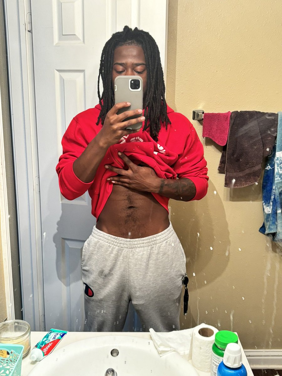 richoffpimpin7's tweet photo. I wanna fold some shi up🫩 https://t.co/ktPffqD4NJ