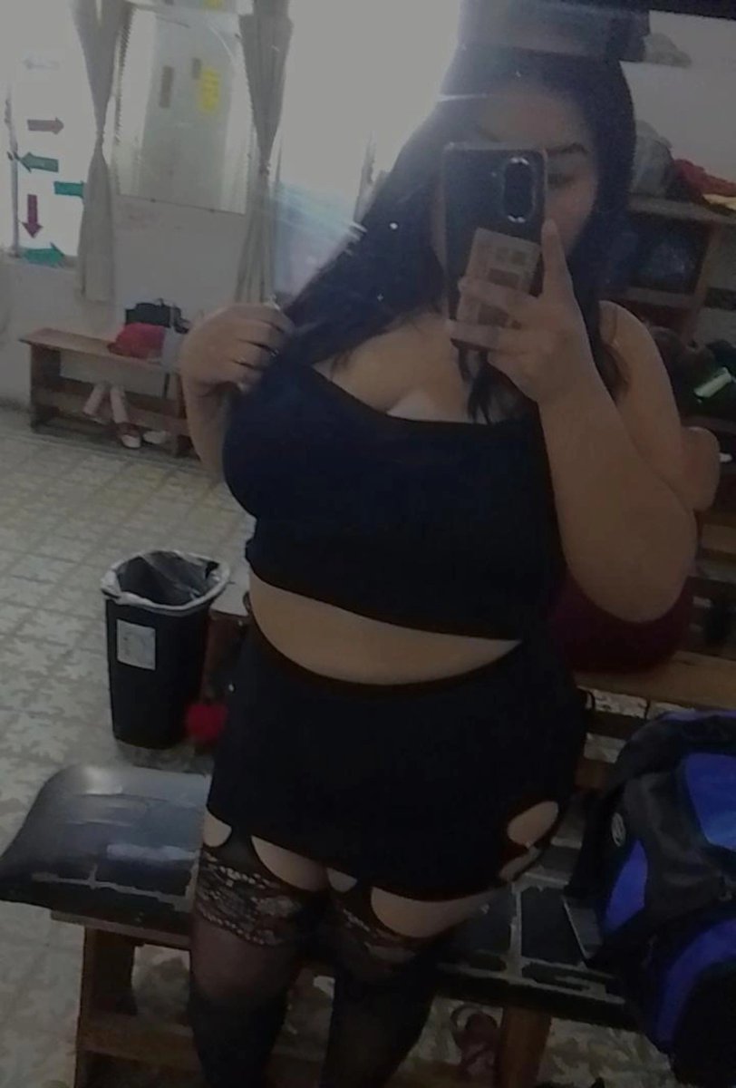 nell1he's tweet photo. Ya andamos en el Osiris mis amores 🥵 https://t.co/ykba1q7O2N