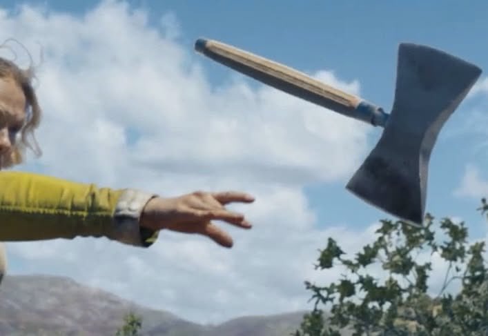 alexdeedee_'s tweet photo. Only just realising the weapons in the 50th games are extendable this is so fierce https://t.co/XKXdYX9v6L