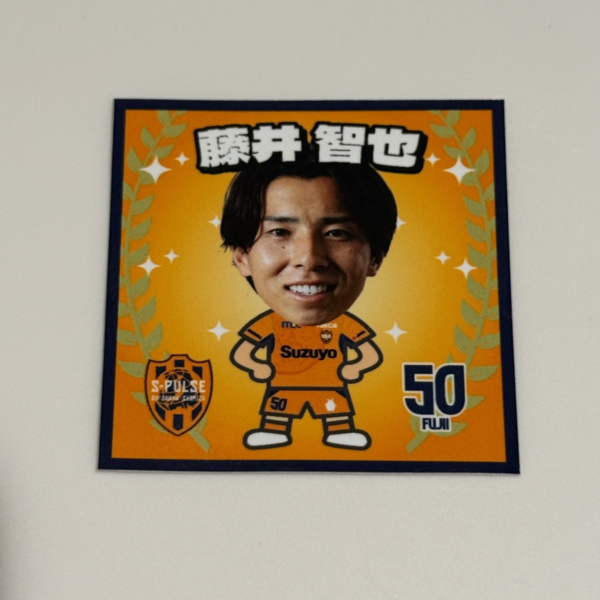 Swift_7's tweet photo. @1_Ken72 検索から失礼いたします。
50のステッカーを持っておりますが、21と交換は可能でしょうか？ https://t.co/FgevYkUYT8