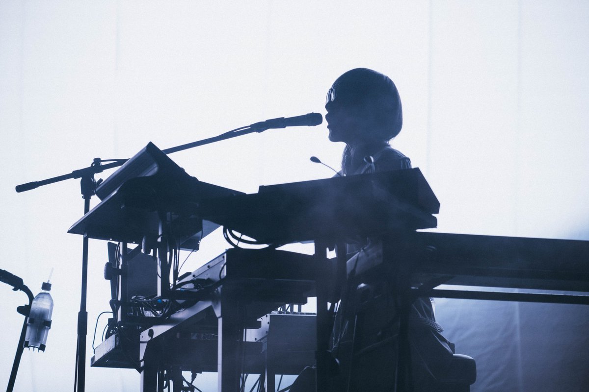 sakanaction's tweet photo. #SAKANAQUARIUM20262027透明
日本武道館 Day 4
ご来場いただき、ありがとうございました。

次の公演は、月末の神戸公演です！

 📷 @takehiro_goto
#透明ツアー https://t.co/wCQKGOZ2CT