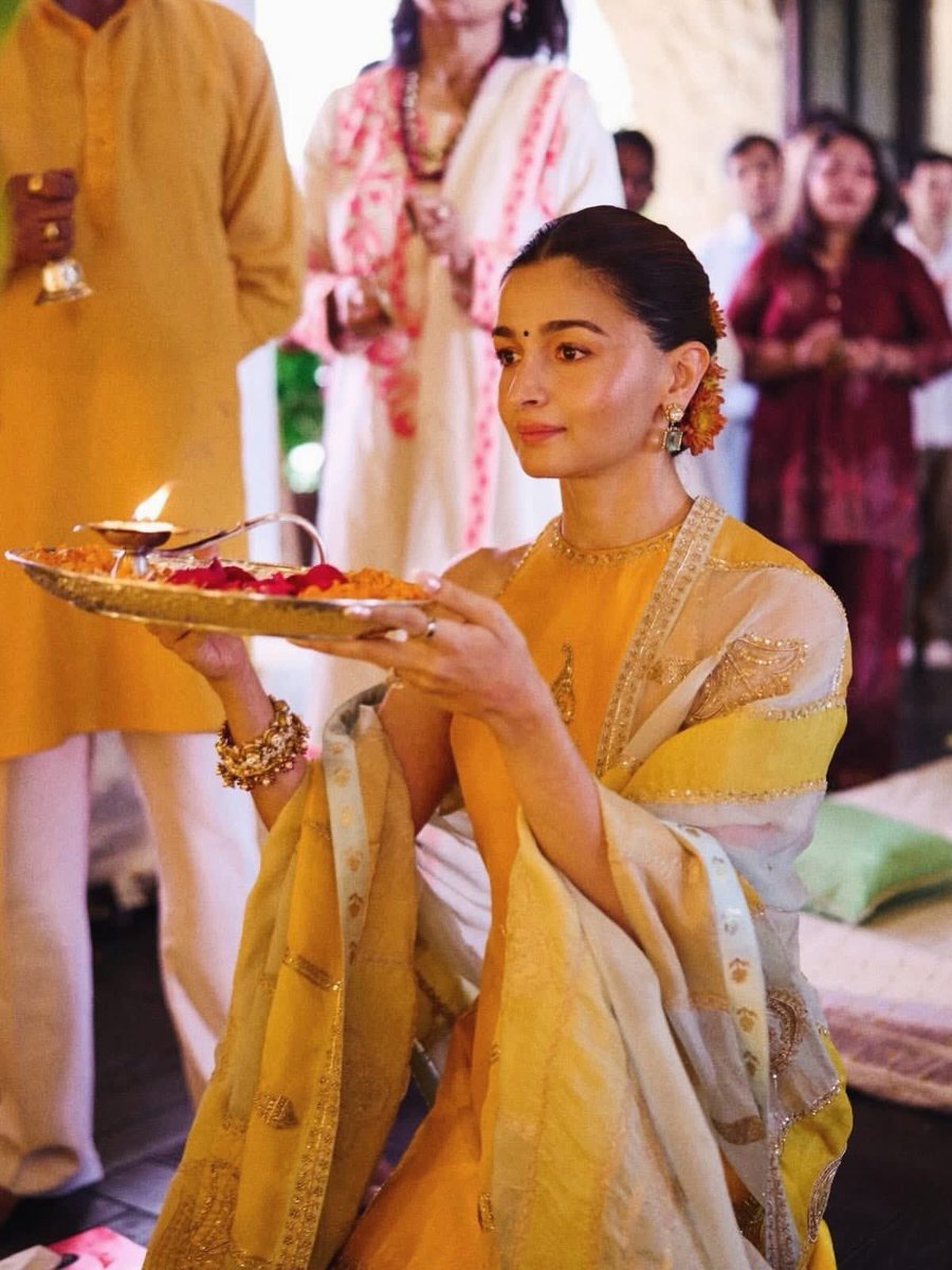 IIFA's tweet photo. https://t.co/0fkYzeeaRI