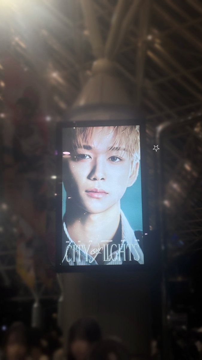 takeruinisuki's tweet photo. #INI_CITY_OF_LIGHTS 🏟️ https://t.co/ktYF2Lkqcs