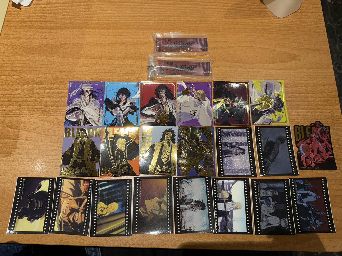 a___1209a's tweet photo. 交換 譲渡 BLEACH  一番くじ 千年血戦篇 Stirring Souls vol.5

【譲】画像1枚目

【求】E.F.G賞 日番谷／H賞 画像2枚目👑＞💖＞その他日番谷、浮竹

都内手渡しまたは郵送での交換
譲渡も可能です。
お気軽にお声がけください🙇‍♀️ https://t.co/CSSGBRVwVb