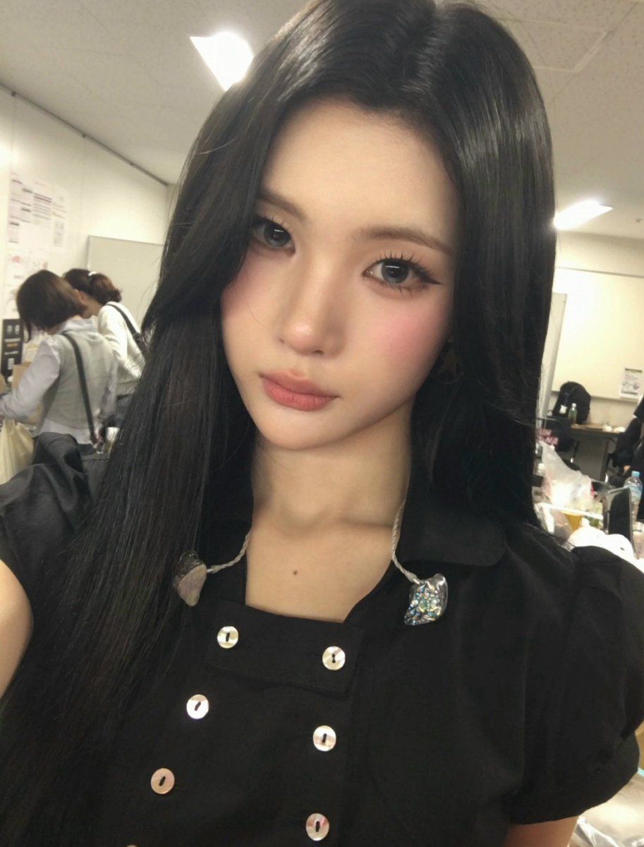 Waswung's tweet photo. 백구                                      늑구 https://t.co/wpONf0nAI5