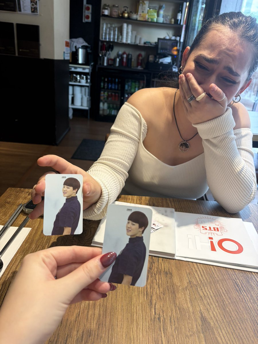 AgustLikeTheD's tweet photo. we both just pulled coconut jimin https://t.co/8TKhuvxYOl