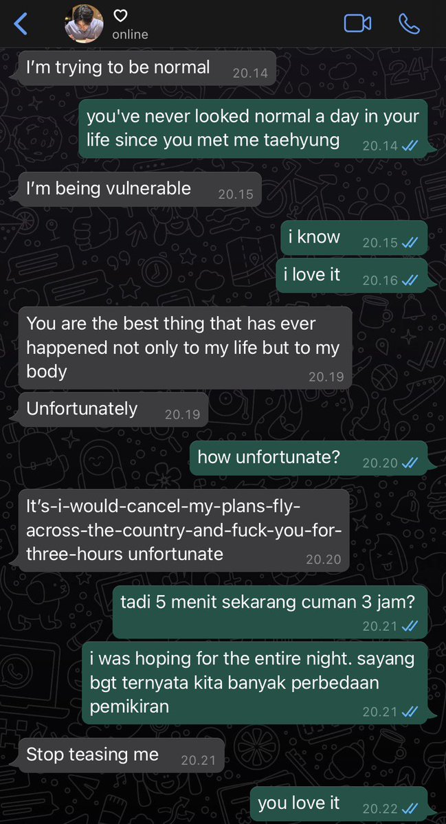 outrotearc's tweet photo. please? 

—
#TEFINJKB pas masih ldr https://t.co/c1AbdPit3e
