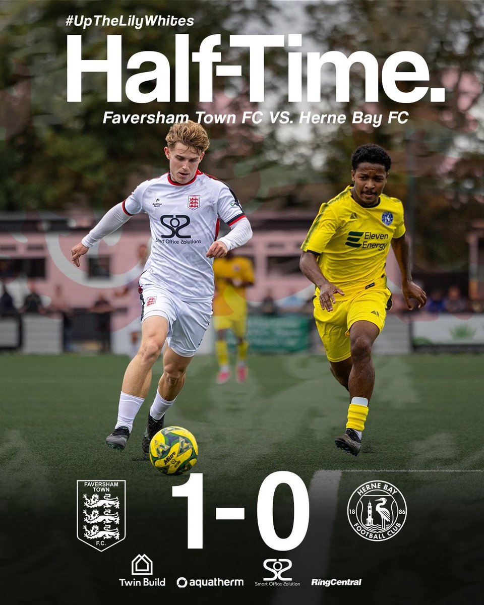 FavershamTownFC's tweet photo. ⏸️ HALF TIME

Faversham Town 1–0 Herne Bay FC

Jack Evans’ strike from the edge of the box has the Lilywhites ahead at the break! ⚽️👏

45 minutes down, 45 to go. Come on Faversham! 💪

#UpTheLilyWhites ⚪️⚫️🦁🦁🦁 https://t.co/6KzSlFunHK