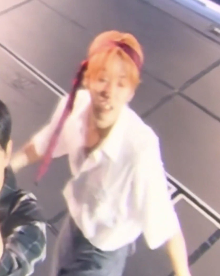 LeeN_stay's tweet photo. 마시기 전                        마신 후 https://t.co/wf3BepSvLg