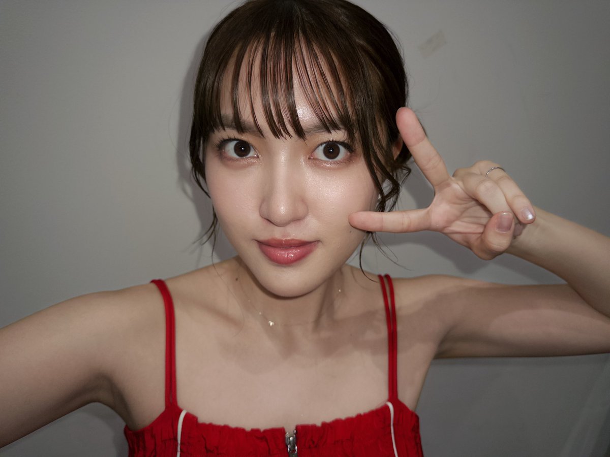 junnarockyou's tweet photo. #Junna_ハローグッバイツアー 振り返り生配信ありがとうございましたっ🎥

お世話になりすぎているスタッフさんの工場長&amp;まこさまと一緒にお届けしました！

いつもあんまり話さないことも話せてとっても楽しかったぁぁぁぁぁ

アーカイブもあるので、ぜひ見てくださいっ！！！ https://t.co/pPXxdyaCEI