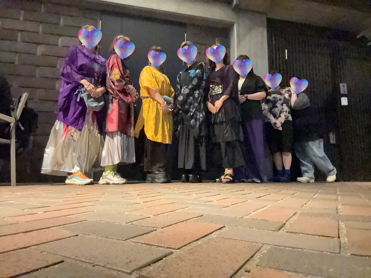 imo_kinki's tweet photo. 慰安旅行感。

#堂本剛
#平安神宮奉納演奏 https://t.co/pbopZkGHxG