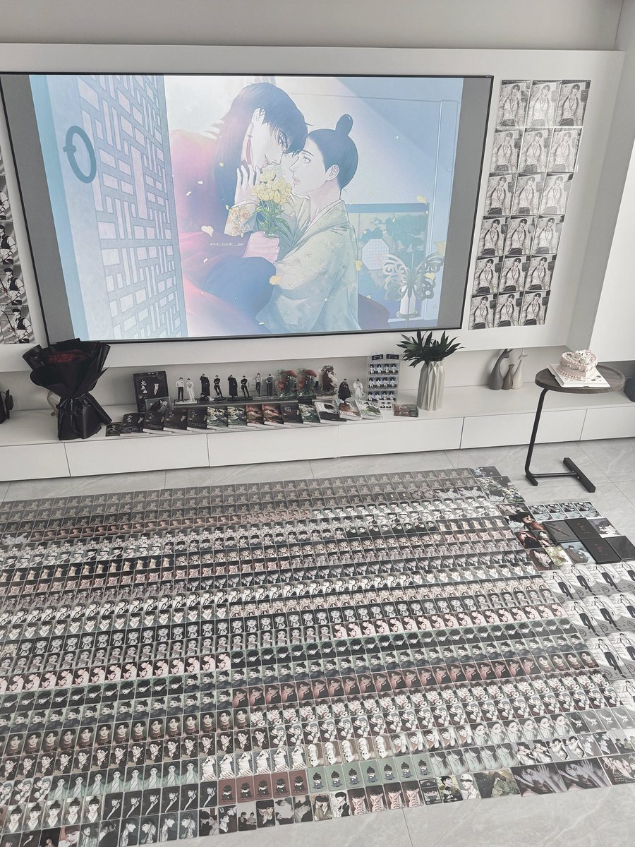 Zyiikasuye's tweet photo. 재신, 생일을 진심으로 축하해.
네가 자유롭기를, 모든 일이 순조롭기를, 그리고 행복하기를 바라.❤️💚

@c_r_jade  @ananas4write 
#0920_HAPPY_JAESHIN_DAY 
#귀야곡
#TheGhostsNocturne 
#鬼夜曲 https://t.co/REoW2ofwjZ