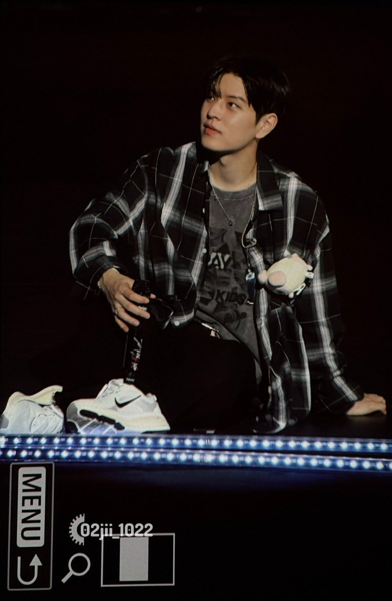 02jii_1022's tweet photo. 260919 RUN IT OSAKA Day 1

#승민 #Seungmin 
#스트레이키즈 #StrayKids https://t.co/1WGW7XZypt