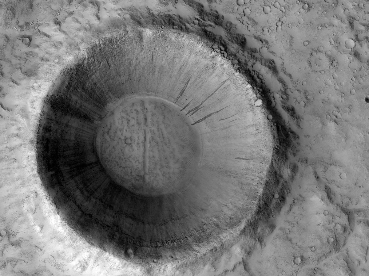 HiRISE tweet picture