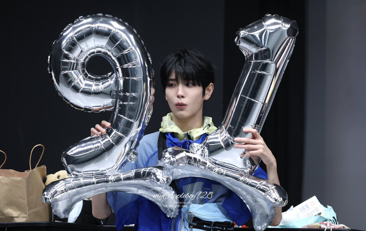 myAppleboy920's tweet photo. 19歳でも、91歳でも、ずっと一緒だよ！

#NEXZ #유키 #ユウキ
#ゆうきの時 #YUKINOTOKI
#Happy_YUKI_Day https://t.co/av5wLEpA6x
