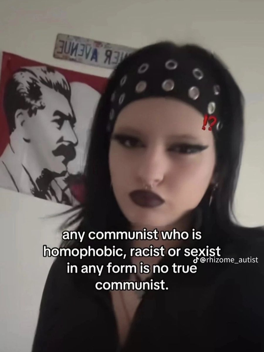 dictatorkitty21's tweet photo. i hope they don’t turn around. https://t.co/N5Xe6OVnxn