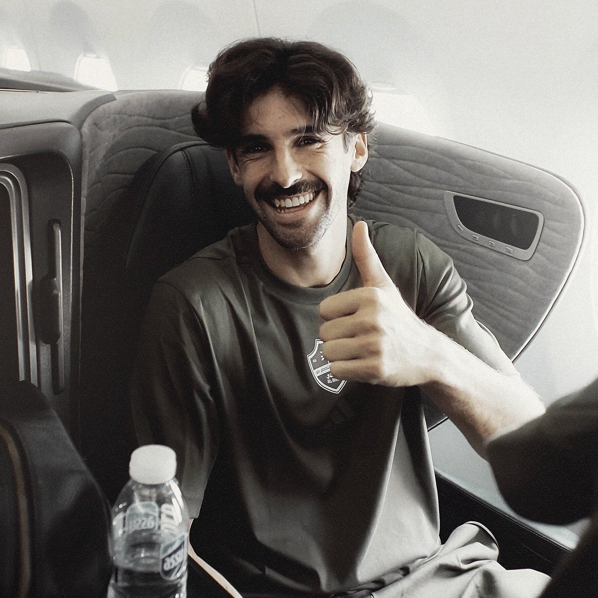 8iixllo's tweet photo. الله لا يوفقك الله يهلكك الله يبشرني بخبر وفاتك اليوم يارب يارب https://t.co/JgMmYPVuhq