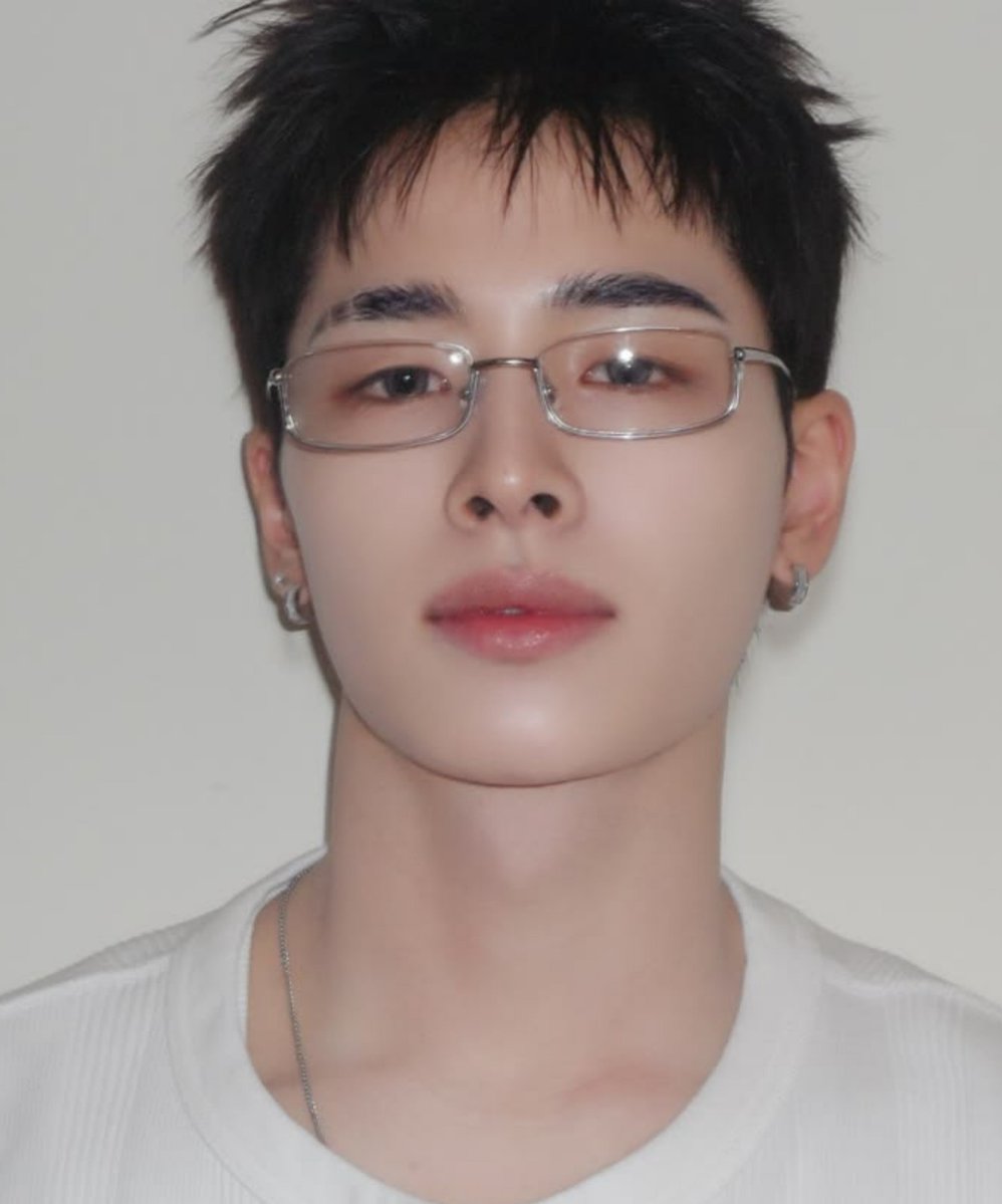 moyavrses's tweet photo. ayo (we're gonna funk this up) 💥

[#NEX2YSelcaDay #NEX2Y #NX2SD #NEXZ #넥스지] https://t.co/613TToVwmW