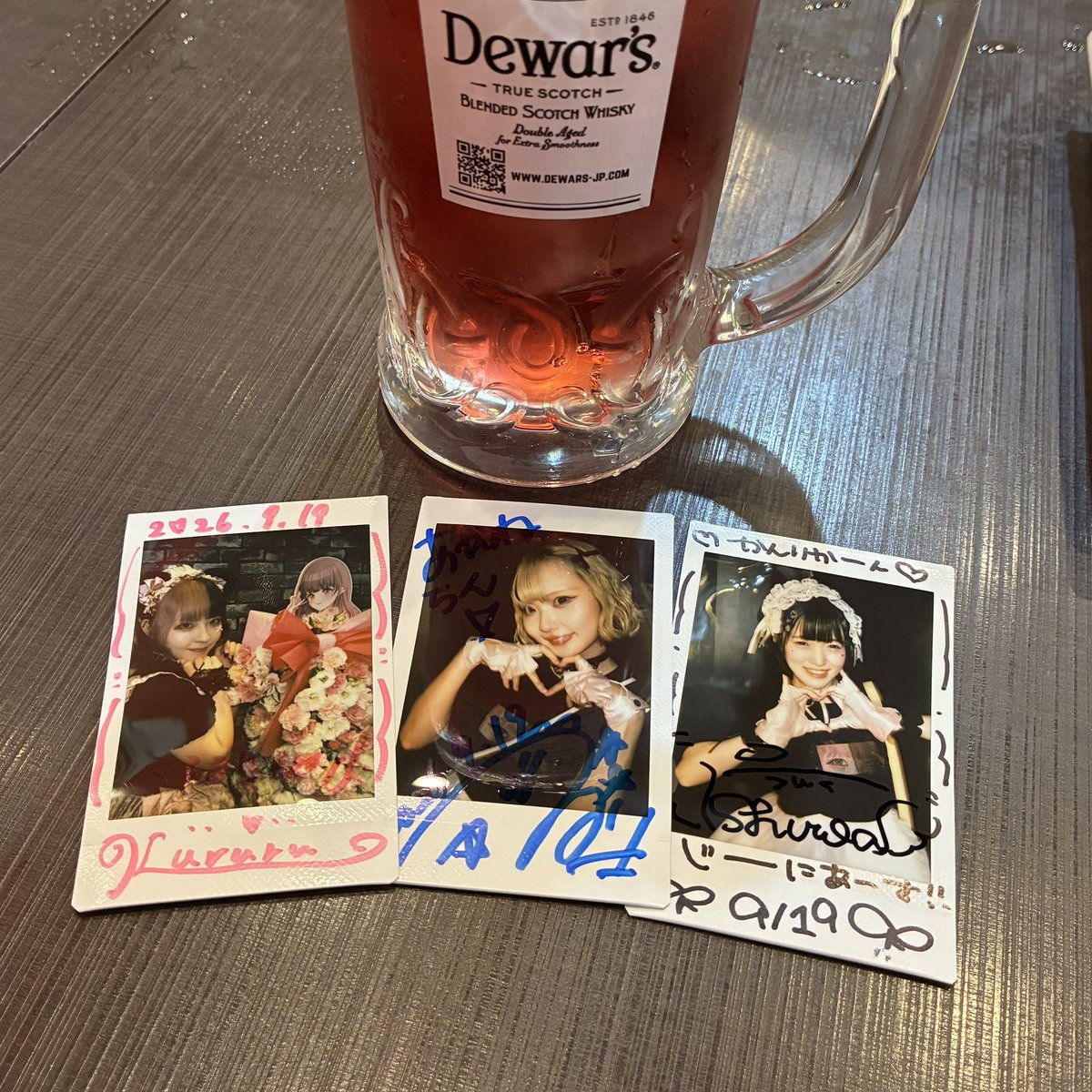 ak_______prism's tweet photo. ふぁぁぁぁぁ今日も楽しかったな
#盛れたよじーにあす
#ルリちゃん今日も顔面優勝
#チェキめちぃ https://t.co/9Fay2bBFyG