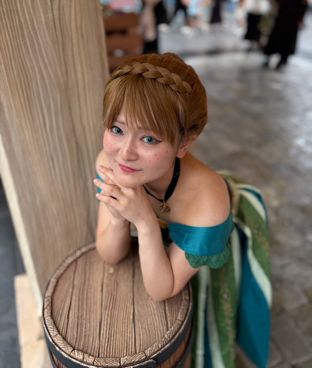 _momose_0923's tweet photo. 本日は戴冠式アナでした‼️
沢山声かけてもらったり手を振ってもらえて楽しかった！

写真はゆっくりちょっとずつあげてこうかな！...🐌

 #dハロ仮装 #dハロ仮装2026 https://t.co/VYBz9kKvEr