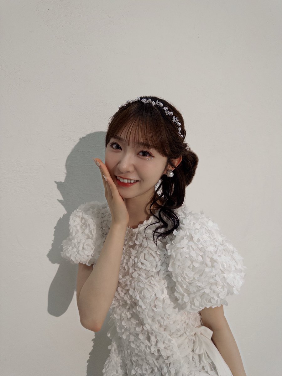 MizukiYamauchi's tweet photo. 25歳になりました🎂💐🫧

もっともっと輝きたい！と思えるのは
私を好きでいてくれる皆さんのおかげです✨
ニッコニコな一年にしちゃうから
覚悟しててねっ！🫶🏻 https://t.co/vQHO72kwRS
