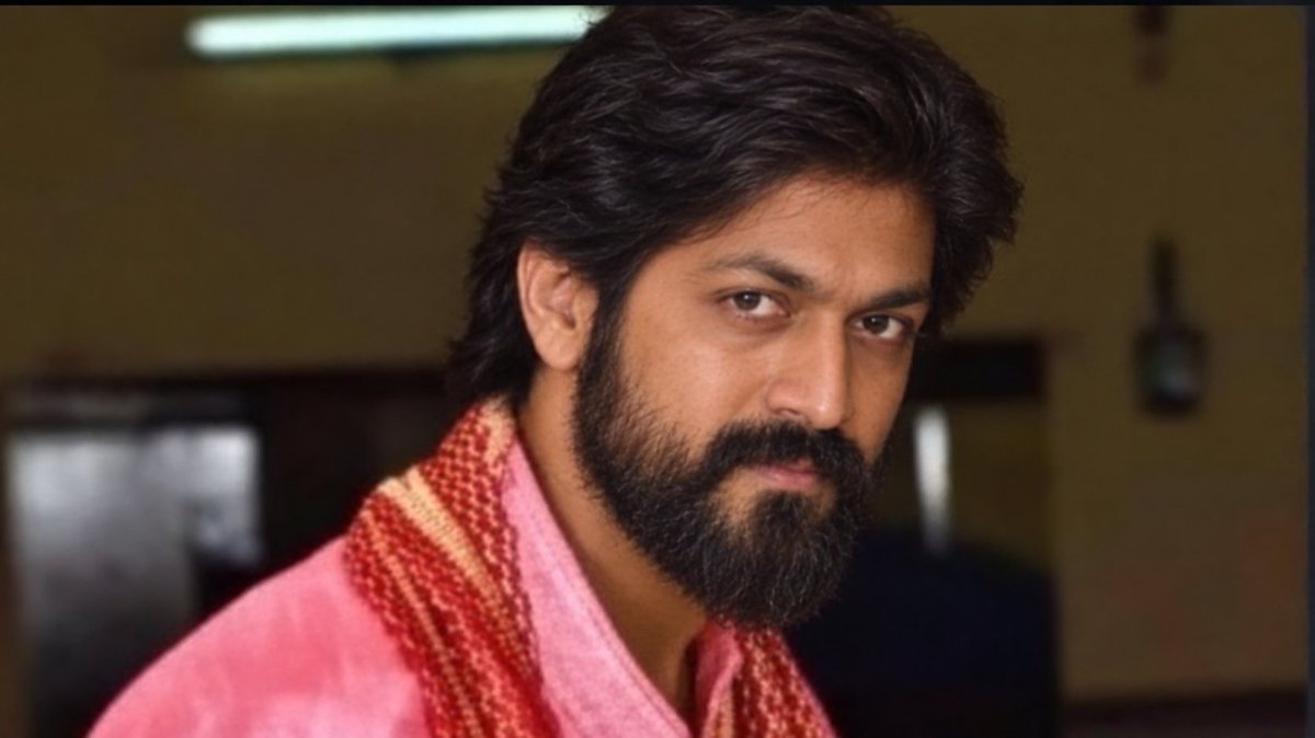 KillerKariyaa's tweet photo. #ToxicTheMovie Rights vs Collections

- Overseas: 105 Cr rights | 10 Cr collection
- Telugu States: 120 Cr rights | 28 Cr collection
- Tamil Nadu: 70 Cr rights | 15 Cr collection
- Kerala: 55 Cr rights | 1 Cr collection
- English Version: 55K collection
- Karnataka: No Comments😔 https://t.co/VBSOzx59ZM
